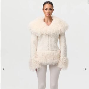 Naked Wardrobe white / Cream color SHERPA FAUX FUR Jacket size Small NWT